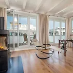 Villa Theres Penthouse Seaside