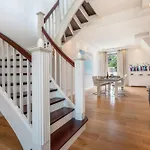 Villa Theres Penthouse Seaside 아파트