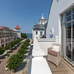 Villa Theres Penthouse Seaside