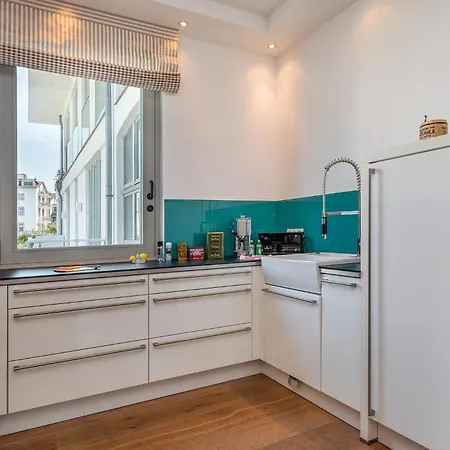 Ostseebad Sellin, Ruegen, Villa Theres Lägenhet