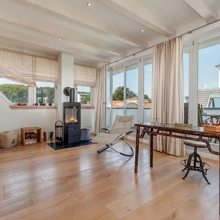 Ostseebad Sellin, Ruegen, Villa Theres *