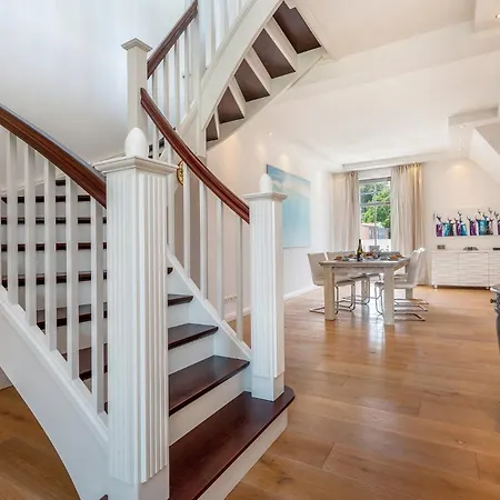 Ostseebad Sellin, Ruegen, Villa Theres דירה