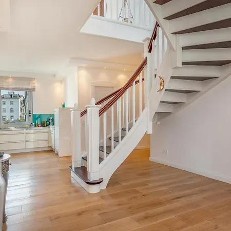 Ostseebad Sellin, Ruegen, Villa Theres * Sellin (Rugen)