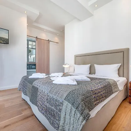 Ostseebad Sellin, Ruegen, Villa Theres דירה