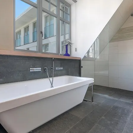 Ostseebad Sellin, Ruegen, Villa Theres דירה *